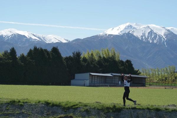 Runner enjoying the scenic 11km run leg into Methven's Blue Pub.